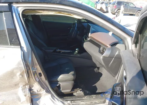 2019 Toyota C-Hr Limited z USA, uszkodzony, nr VIN JTNKHMBX9K1036622